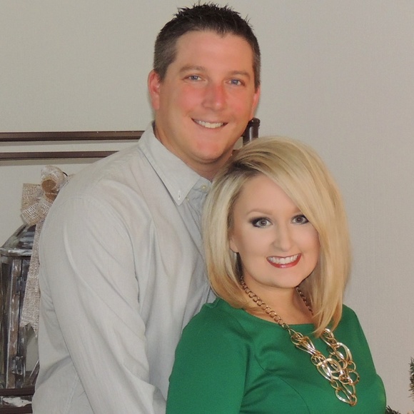 • Closet Information  |  Meet Your Seller • - Picture 5 of 7